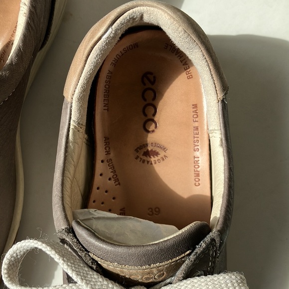 Ecco Leather Sneakers women’s size 39 - Picture 6 of 7